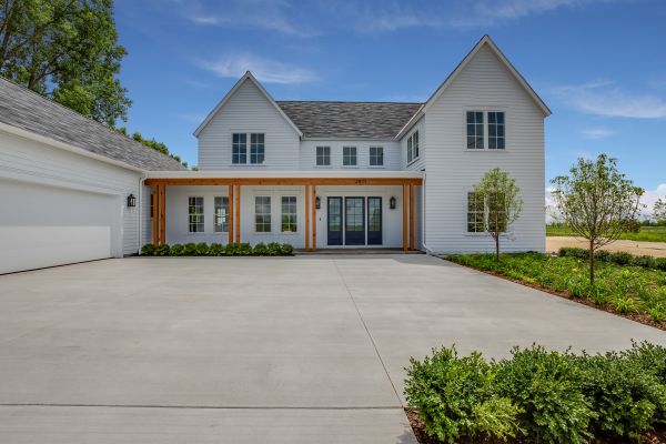 Cost of Concrete Driveway Service in Lincoln