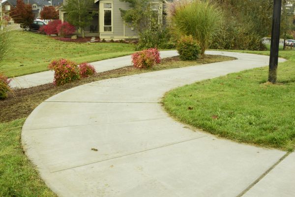 Cost of Concrete Sidewalk Replacement in Lincoln