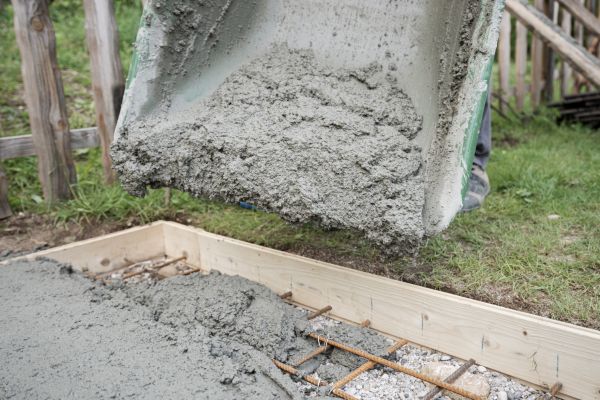 Cost of Yard Concrete Pouring in Lincoln