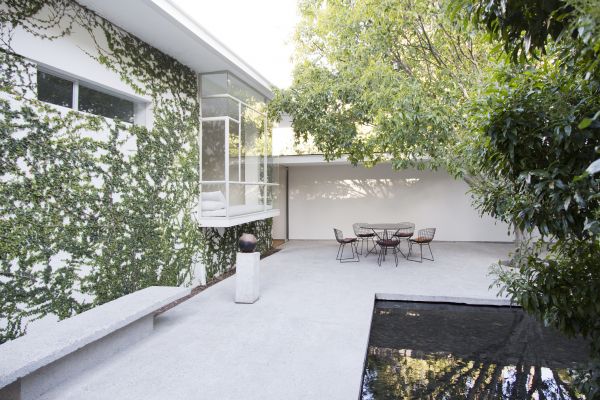 Cost of Courtyard Paving in Lincoln