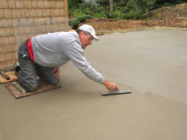 Cost of Flat Concrete Installation in Lincoln